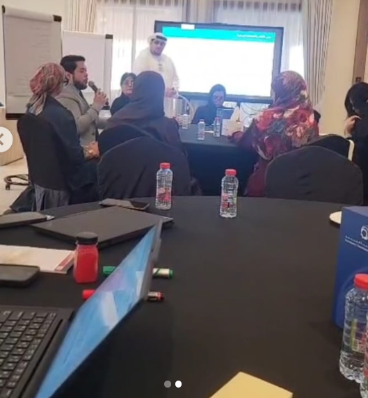 شاركت جمعية المخترعين الإماراتية في ورشة العصف الذهني بعنوان “التصميم التشاركي مع مؤسسات النفع العام”، التي نظّمتها هيئة تنمية المجتمع يوم 16 ديسمبر 2025 في مجلس الراشدية، ومثّل الجمعية في هذه الورشة المهندس أحمد الحسيني.